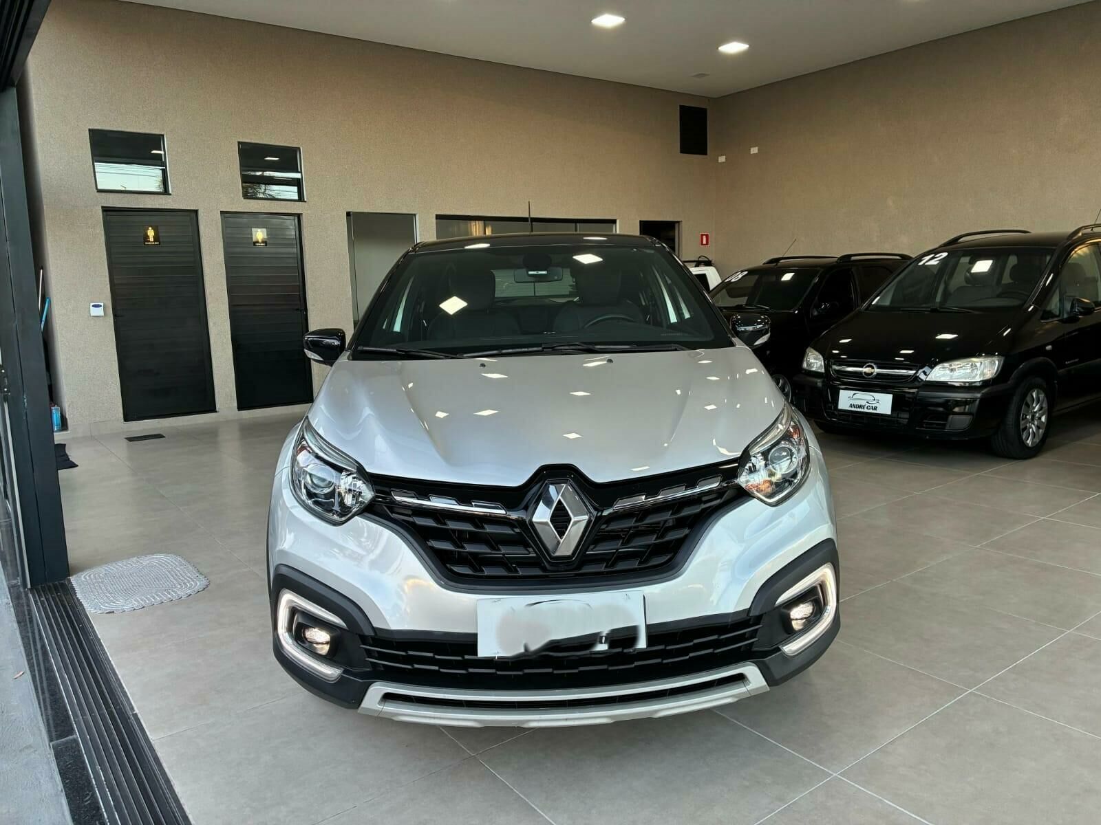Imagem do veículo  RENAULT CAPTUR INTENSE